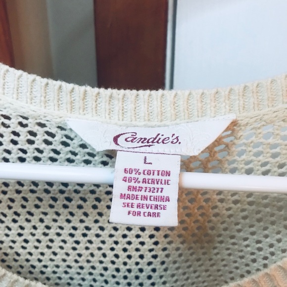 Shoulder Cut out sweater - Picture 2 of 3